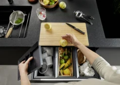 Blanco Flexon II - Inbouw Afvalemmer, Verdeeld, Inhoud 45 L 526642 10 Blanco Flexon II - Inbouw Afvalemmer, Verdeeld, Inhoud 45 L 526642 -SANITINO WINKEL 128c6a159bdfac2102b2f8ab