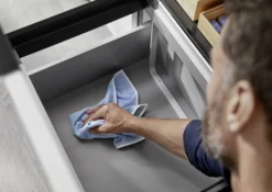 Blanco Flexon II - Inbouw Afvalemmer, Verdeeld, Inhoud 49 L 526641 10 Blanco Flexon II - Inbouw Afvalemmer, Verdeeld, Inhoud 49 L 526641 -SANITINO WINKEL 18c0036bedc7847a833b6bbe