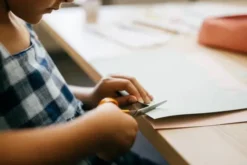 FISKARS - Kinderschaar, Voor Rechts-/linkshandigen, Lengte 13 Cm, Oranje 1005154 7 FISKARS - Kinderschaar, Voor Rechts-/linkshandigen, Lengte 13 Cm, Oranje 1005154 -SANITINO WINKEL 2c1a34d7216d72cf382ce6c1