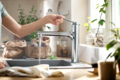 Hansgrohe Zesis M33 - Keukenkraan Met Uittrekbare Handdouche, Chroom 74822000 13 Hansgrohe Zesis M33 - Keukenkraan Met Uittrekbare Handdouche, Chroom 74822000 -SANITINO WINKEL 35f3c2b0bb107e6f300c3e8a 1