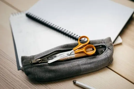 FISKARS - Kinderschaar, Voor Rechts-/linkshandigen, Lengte 13 Cm, Oranje 1005154 4 FISKARS - Kinderschaar, Voor Rechts-/linkshandigen, Lengte 13 Cm, Oranje 1005154 - Afbeelding 2