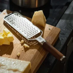 FISKARS Keukenapparatuur - Grove Rasp 1065244 -SANITINO WINKEL 4ca2c120b10abba610ff6ef8