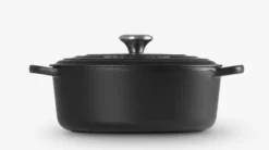 Le Creuset Signature - Ovale Ovenschaal Met Deksel, Inhoud 8,9 L, Noir Mat 21178350000430 7 Le Creuset Signature - Ovale Ovenschaal Met Deksel, Inhoud 8,9 L, Noir Mat 21178350000430 -SANITINO WINKEL 56b40df314331c96a9fa8aa4