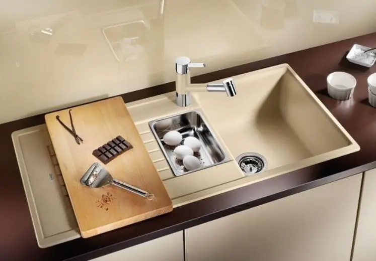 Blanco Accessoires - Snijplank Voor Spoelbak, 530x260 Mm, Beukenhout 218313 8 Blanco Accessoires - Snijplank Voor Spoelbak, 530x260 Mm, Beukenhout 218313 - Afbeelding 6