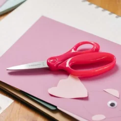 FISKARS - Kinderschaar, Rechtshandig, Lengte 15 Cm, Roze 1067851 -SANITINO WINKEL 7d5e9cf25ed0f023b28fe3ce