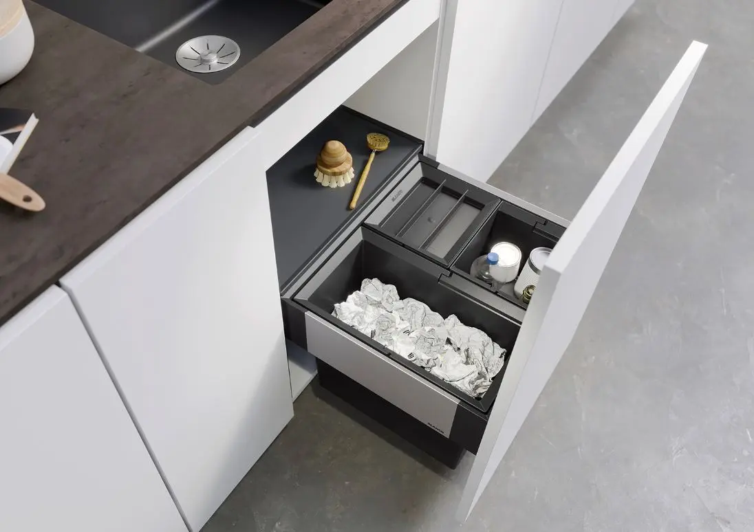 Blanco Select - Inbouw Afvalemmer, Met Scheidingswand, Inhoud 35 L 526202 5 Blanco Select - Inbouw Afvalemmer, Met Scheidingswand, Inhoud 35 L 526202 - Afbeelding 3