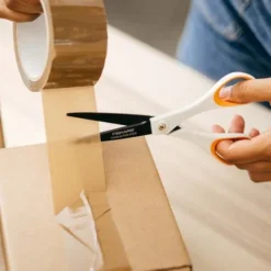 FISKARS - Universele Schaar, Rechtshandig, Lengte 18 Cm, Wit 1004720 -SANITINO WINKEL 91f23114e5d5ec2f074f8b74