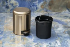 Sapho Gedy Badkameraccessoires - Afvalemmer 5 L, Soft Close, Mat Goud 330987 9 Sapho Gedy Badkameraccessoires - Afvalemmer 5 L, Soft Close, Mat Goud 330987 -SANITINO WINKEL 9bf91bdbb22732b30f59fc03 1