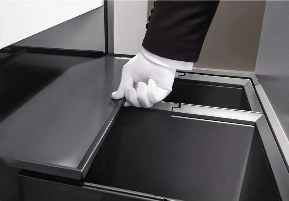 Blanco Flexon II - Afvalsorteersysteem, Met Scheidingswand, Inhoud 49 L 521471 5 Blanco Flexon II - Afvalsorteersysteem, Met Scheidingswand, Inhoud 49 L 521471 - Afbeelding 3