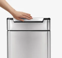 Simplehuman Afvalemmers - Afvalbak 40 L, Touch-bar, Gebrosteld Rvs CW2014 14 Simplehuman Afvalemmers - Afvalbak 40 L, Touch-bar, Gebrosteld Rvs CW2014 -SANITINO WINKEL aea885e72dcd4d6dd98c11d9 1
