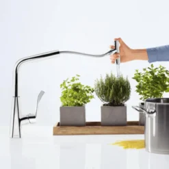 Hansgrohe Metris Select - Keukenkraan 240 Met Uittrekbare Vuistdouche, Chroom 14857000 -SANITINO WINKEL b07a15b60e9c0dd91c14855e