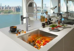 Franke Waterfilter Kranen - Vital Tap Keukenkraan Met Filtratie, Flexibele Arm En Douche, Chroom/gun Metal 120.0621.230 -SANITINO WINKEL e5f18ccf3354de48ef861f3b