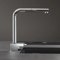 Hansgrohe M81 - Aquno Select Keukenkraan Met Uittrekbare Vuistdouche En Platte Douchestraal, SBox, Chroom 73830000 13 Hansgrohe M81 - Aquno Select Keukenkraan Met Uittrekbare Vuistdouche En Platte Douchestraal, SBox, Chroom 73830000 -SANITINO WINKEL eaa90724a051c7db76742e2c