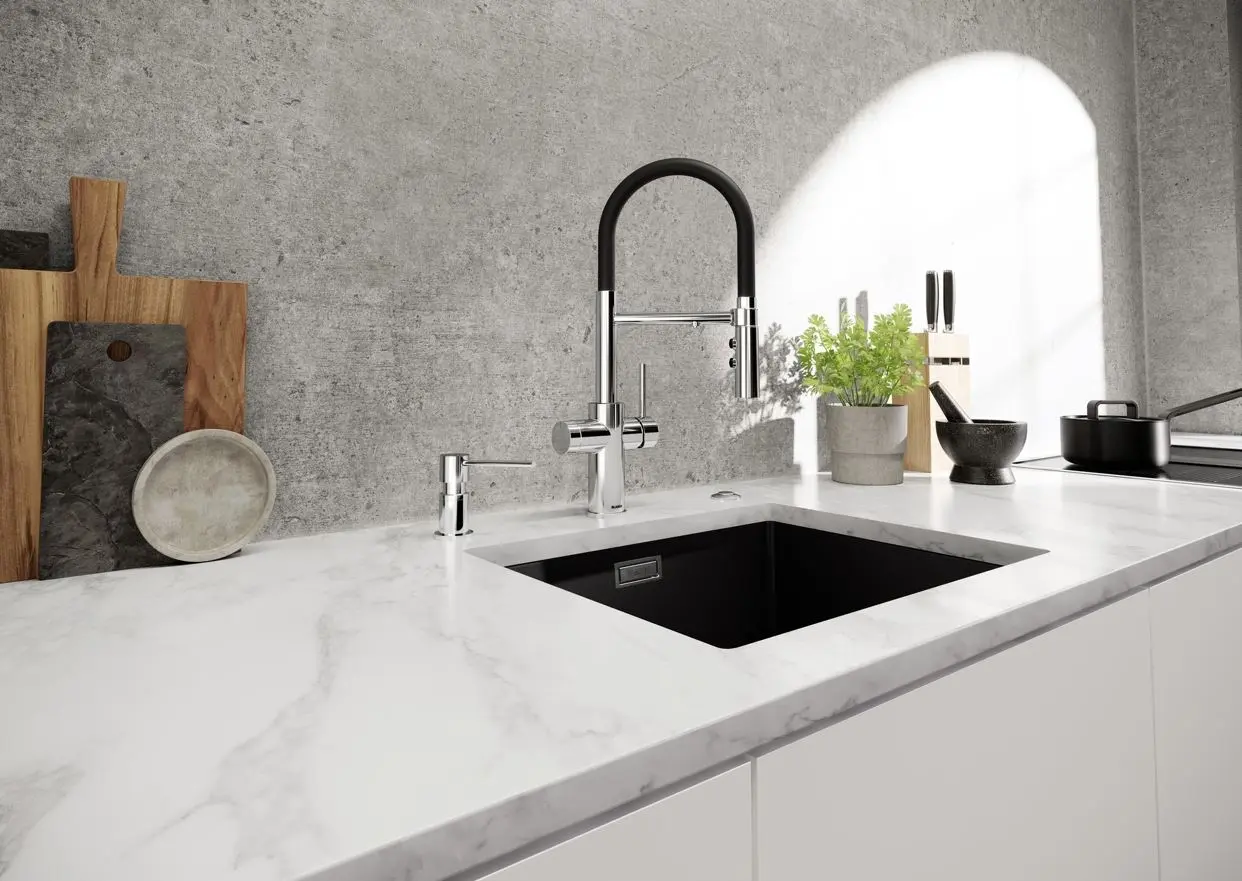 Blanco Catris S - Keukenkraan Met Filterfunctie En Flexibele Uitloop, Chroom/zwart 526705 5 Blanco Catris S - Keukenkraan Met Filterfunctie En Flexibele Uitloop, Chroom/zwart 526705 - Afbeelding 3