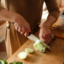 FISKARS Keukenapparatuur - Keukenmes, Santoku, 17 Cm 1057536 7 FISKARS Keukenapparatuur - Keukenmes, Santoku, 17 Cm 1057536 -SANITINO WINKEL f880898b68bb2fd6ec7418b8