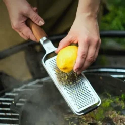 FISKARS Keukenapparatuur - Fijne Rasp 1065245 -SANITINO WINKEL fee079272c49f6c4aa80b67f